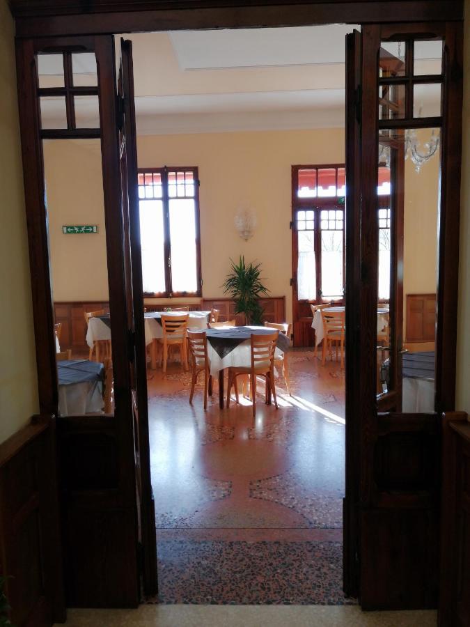 Hotel Antico Borgo Riolo Terme Kültér fotó